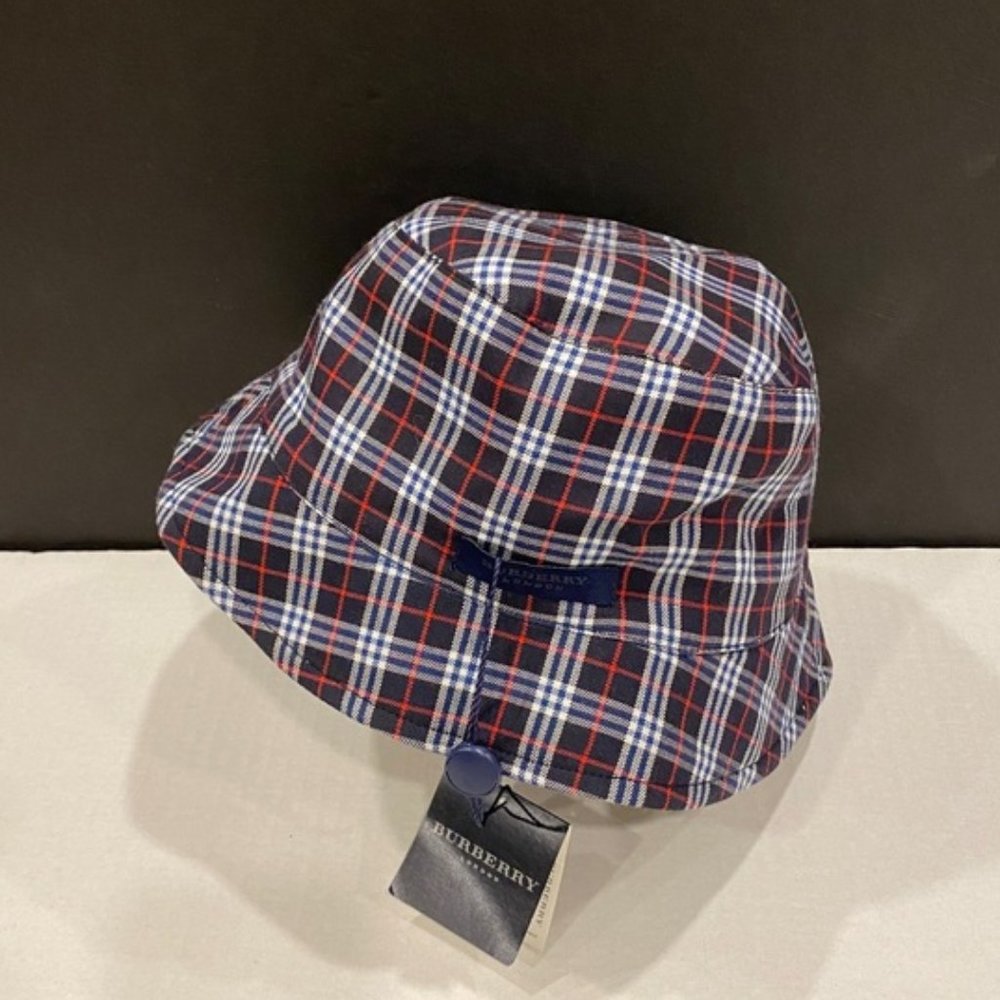 Authentic Burberry London Nova Check Plaid Reversible Bucket Hat Navy Size M NEW